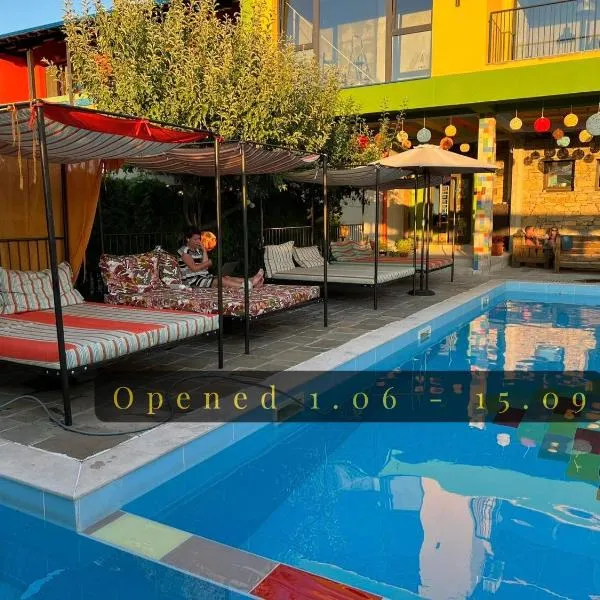 Boutique Hotel Casa Art, hotel em Oreshak