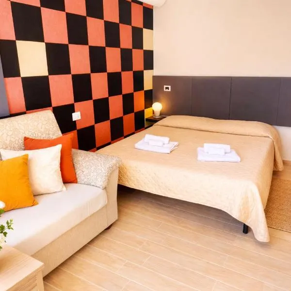 Vicino Aeroporto - Orange Marina Room, Hotel in Olbia