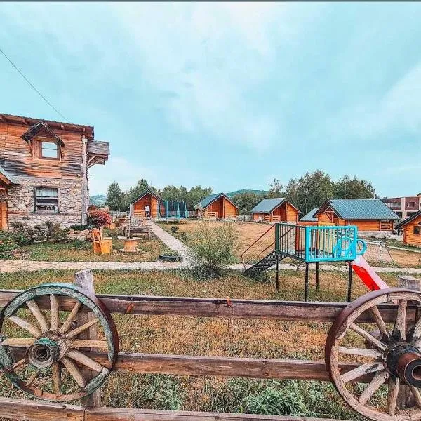 Vidikovac Uvac, hotel u gradu Družiniće