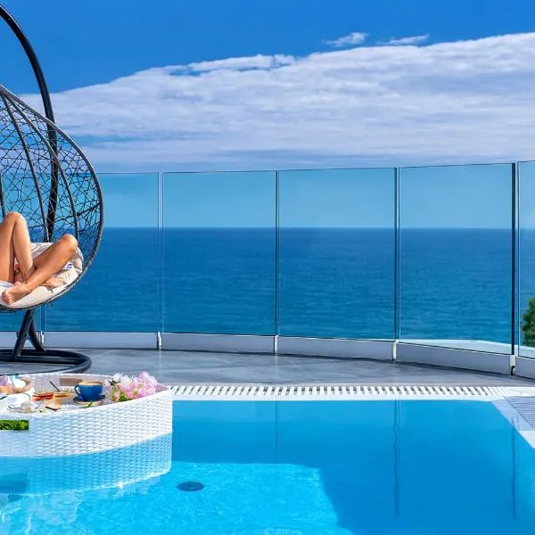 Panorama Suites & Spa - Adults Only, hotelli kohteessa Stomio