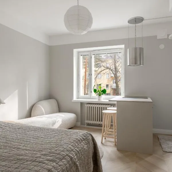 Remontoitu yksiö lähellä Helsingin keskustaa, hotel in Helsinki