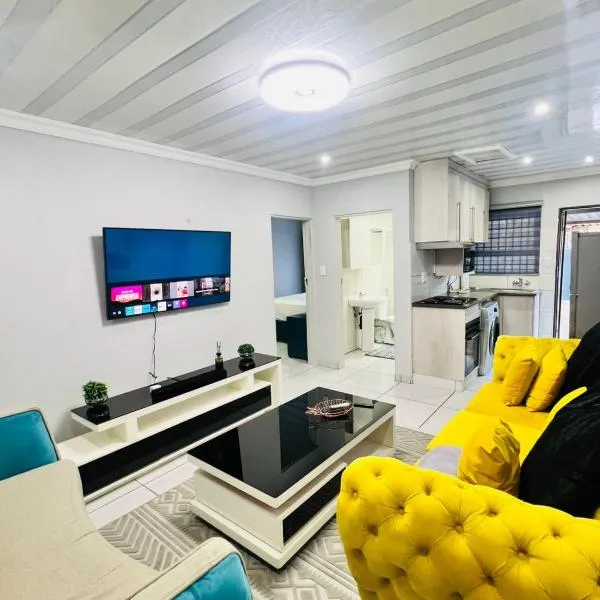 Modern Luxury affordable one Bedroom、バンダービールパークのホテル