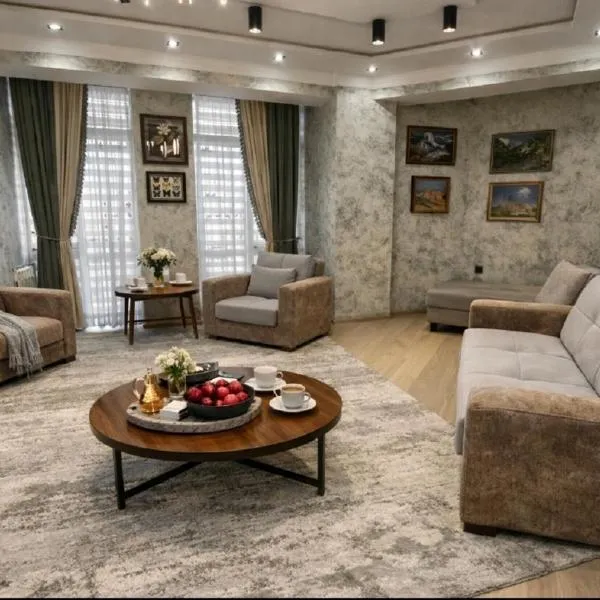 Квартира-галерея в центре-просторно-уютно, hotel v destinaci Dušanbe