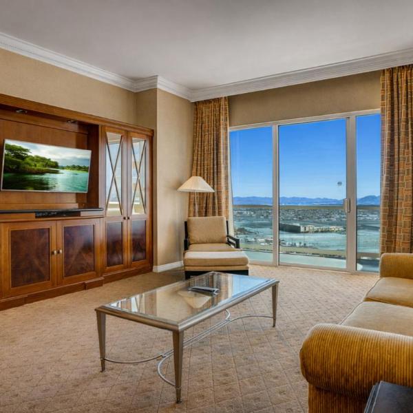 32nd Floor MGM Signature 2BR Combo High-Floor Views No Resort Fees, Las Vegas