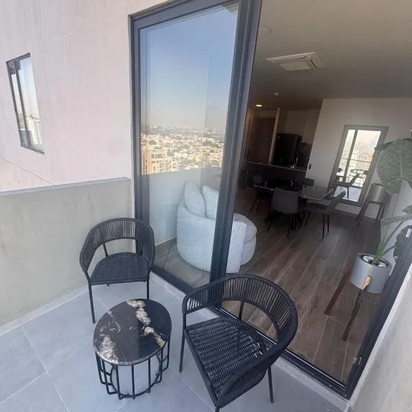 1108 Your home in the best location, hotel din Guadalajara