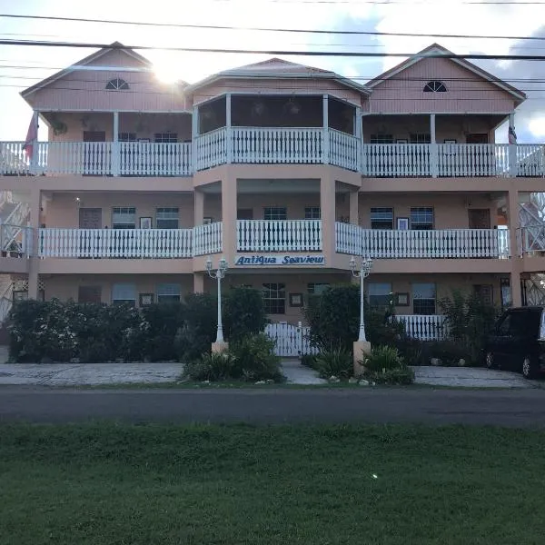 Antigua Seaview, hotel en Saint John