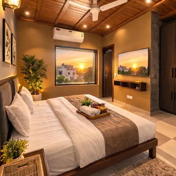 Boiler Guest House - Comfortable Stays in Raja Garden - West Delhi, hotel in New Delhi