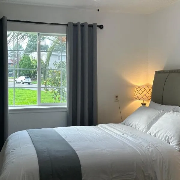 Suite A with a kitchen, hotel em Sacramento