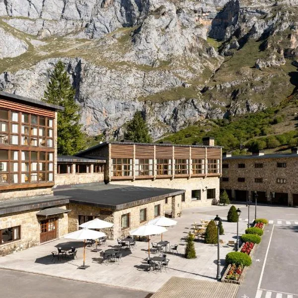 Parador de Fuente Dé, hótel í Fuente De