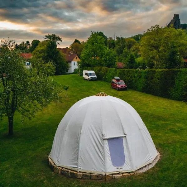 glamping podtrosky, hotel em Troskovice