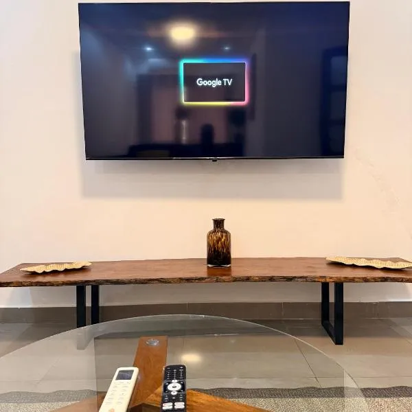 Keur Ébène - Appartement Cosy à Ouakam Batrain – hotel w mieście Dakar