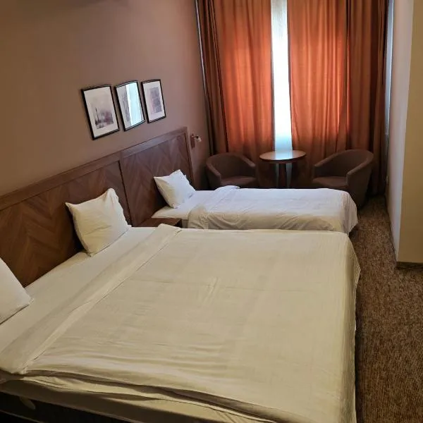 Tetovo में, होटल Hotel Emka