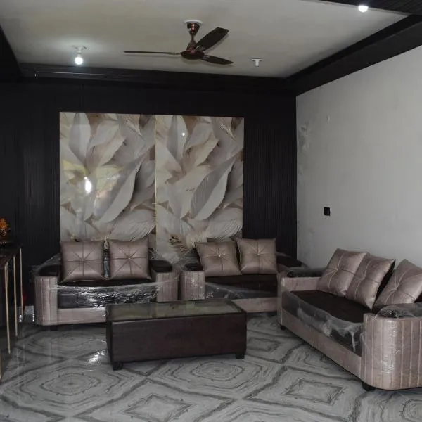 Sharda Retreat Vaishnodevi, Hotel in Katra