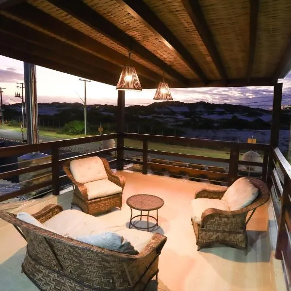 Viesnīca Casa com Área Gourmet e Lazer em Condomínio a 300m da Praia do Flamengo Salvadorā