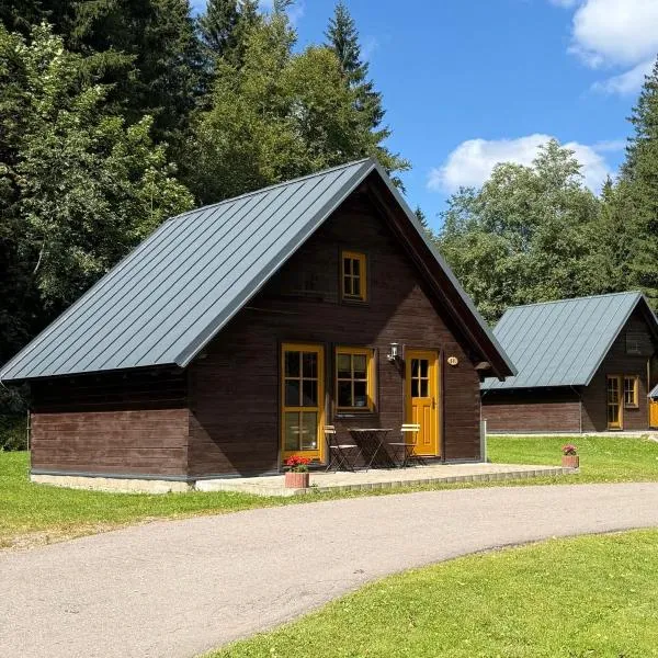Chalets & Apartments - Base Camp Medvědín, Hotel in Špindlerův Mlýn