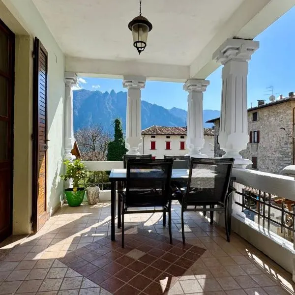 La Casa del Re - Lago d'Idro, hôtel à Anfo