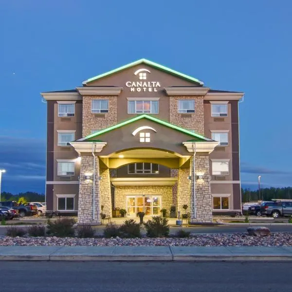 Canalta Lac La Biche، فندق في Lac La Biche