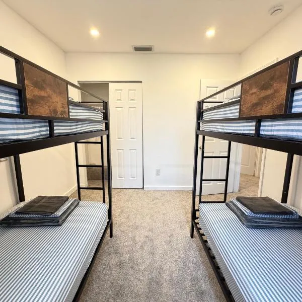 Bek's Hostel, ξενοδοχείο σε Hallandale Beach