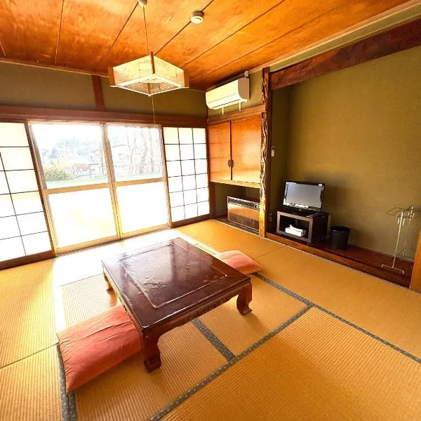 HOTEL MtFuji MOMO AUNG 桃庵, Hotel in Yamanakako