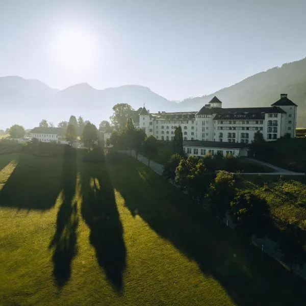 IMLAUER Hotel Schloss Pichlarn, hótel í Aigen im Ennstal