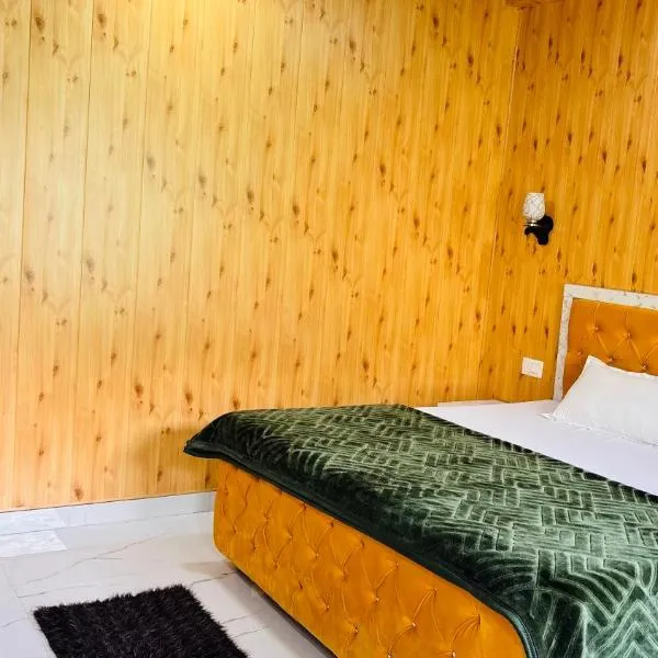 Orko Hilltop Resort - Mussoorie - Premium Rooms & Camps, готель у місті Масурі