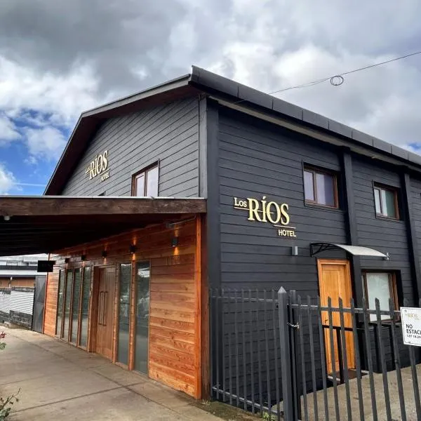 Hotel Los Ríos، فندق في بانغويبولي