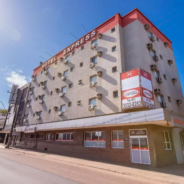 Hotel Express Canoas, hotel i Canoas