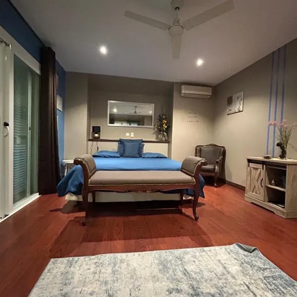 Sarramea Dépaysement Bungalow Calédonien, hotel i Sarraméa