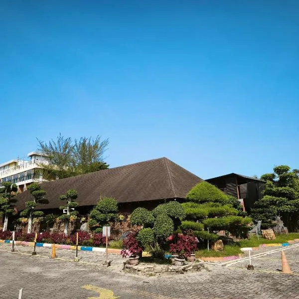 Thong's Inn Hotel Kualanamu, hotel i Medan