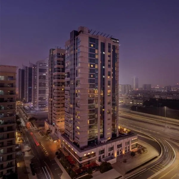 Radisson Blu Hotel, Dubai Barsha Heights, hotel en Dubái