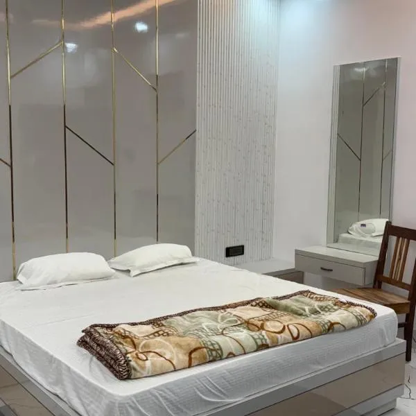 Shree Laxmi Banquet and Hotal โรงแรมในDarbhanga