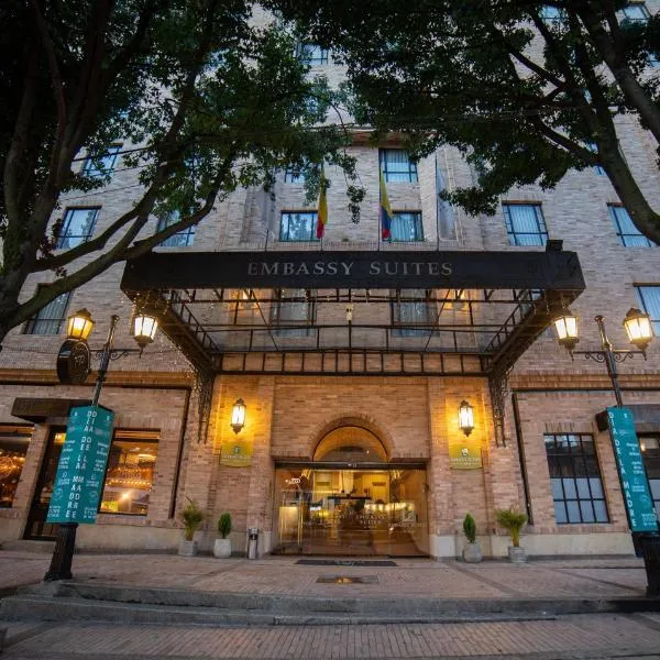 Embassy Suites by Hilton Bogotá - Rosales, hotel di Bogotá