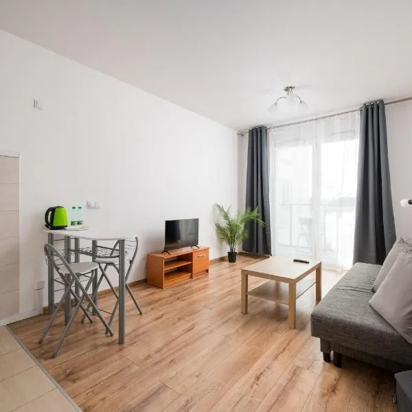 Bokserska Apartment with FREE Parking by BookingHost, хотел в Варашава