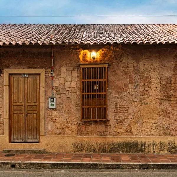 Casa Orígenes Hotel Boutique, hotel v mestu Pamplona