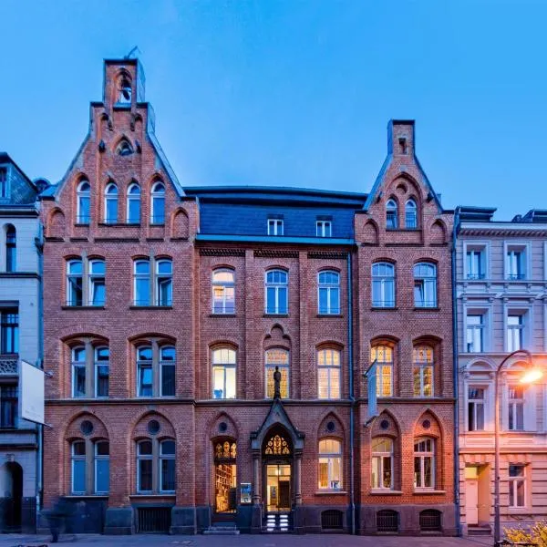 HOPPER Hotel St. Josef، فندق في كولونيا