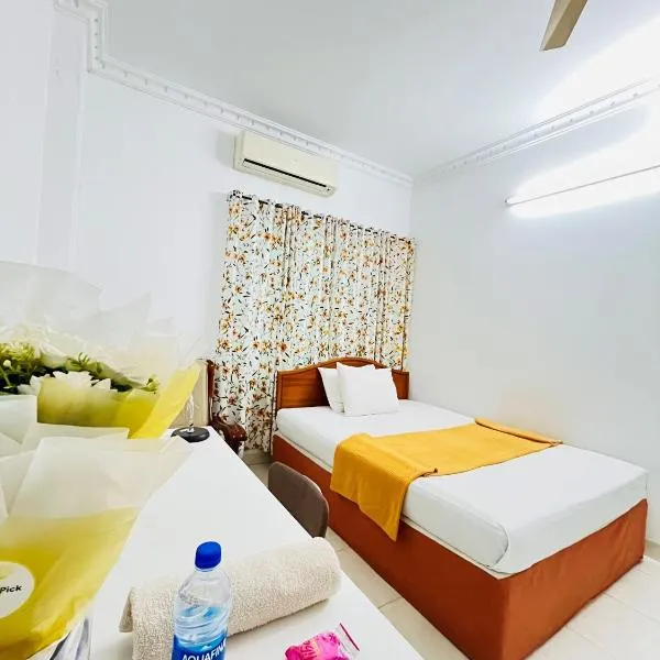 Maya Eco Guest House, hotel a Dhaka