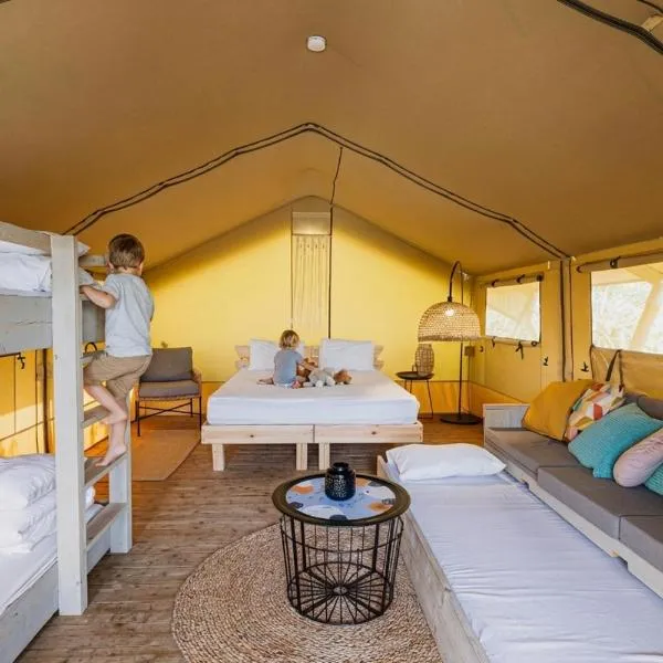 Layla Glamping โรงแรมในนีร์ดาวิด