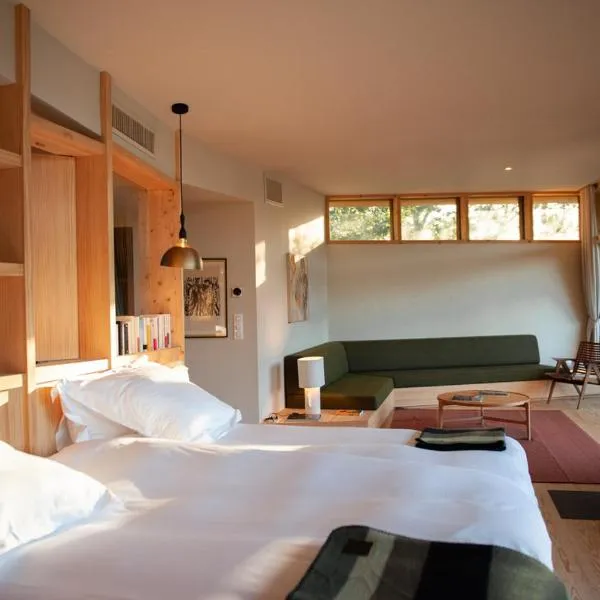 Les Échasses Golf & Surf Eco Lodge, hotel en Saubion