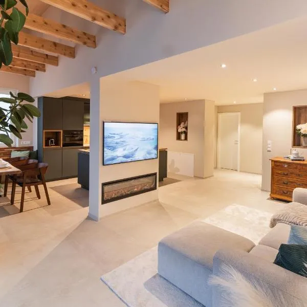 Das Delta - Exklusives Ferienhaus zwischen Natur & Bodensee, hotel in Fußach
