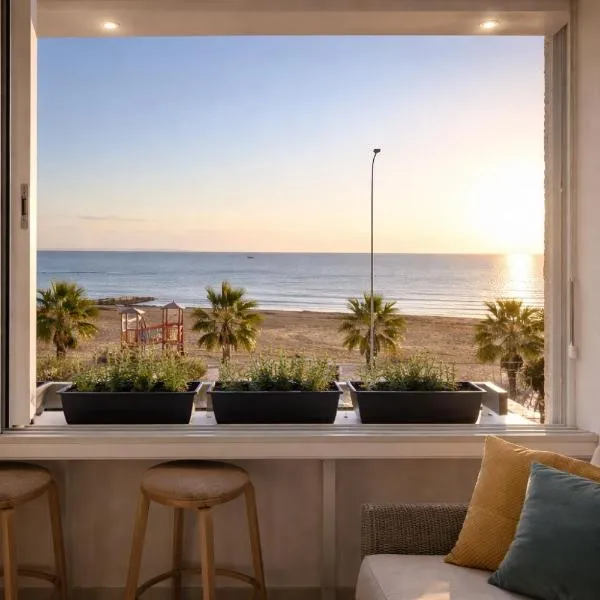 Mackenzie Beachfront Panorama, hotell i Larnaca