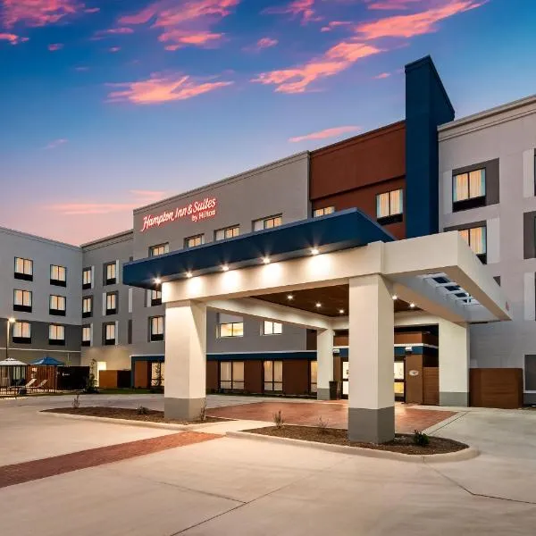 Hampton Inn & Suites By Hilton Irving Dfw Airport North, hotel di Irving