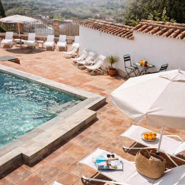 Galteo Almendra - Pool, Ronda