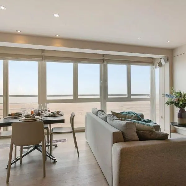 Casiola - Unique apartment with sea-view near the center, hotel u gradu Noke-Hajst