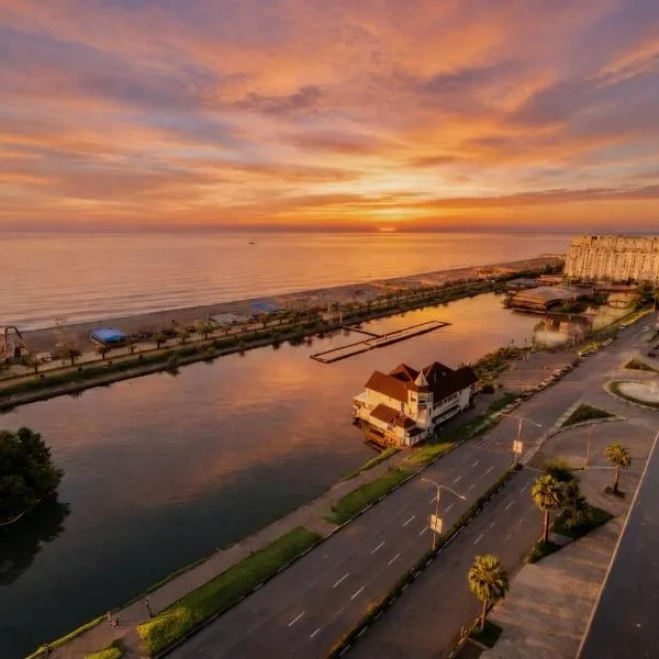 ORBI CITY - Royal Panorama Sea View Suites, hotel v destinácii Batumi