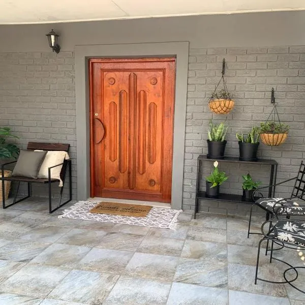 Cottage @19th, Hotel in Pretoria