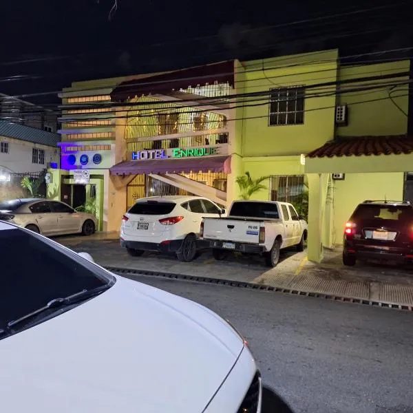 Hotel Enrique I Gazcue, Bed and Breakfast, hotel a Santo Domingo