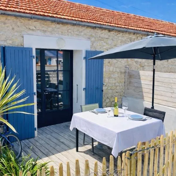 Residence Clos des Aigrettes -Appartements a 30m du Port de La Cotiniere , Ile d Oleron -commerces et plages a pied, hotell i La Cotinière