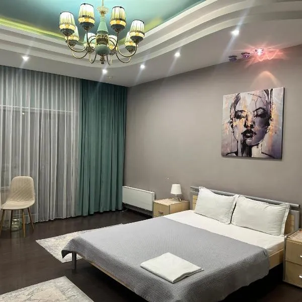 Dostyq Haus, hotel a Astanà