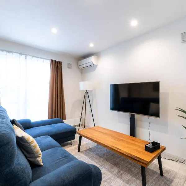 Nomad Stay Chitose, hotel in Chitose