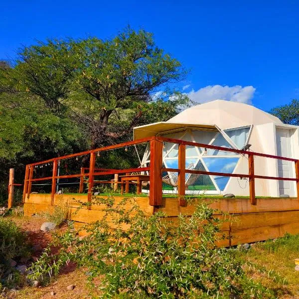 GLAMPING CACHI EL PARAISO DE NALA、カチのホテル